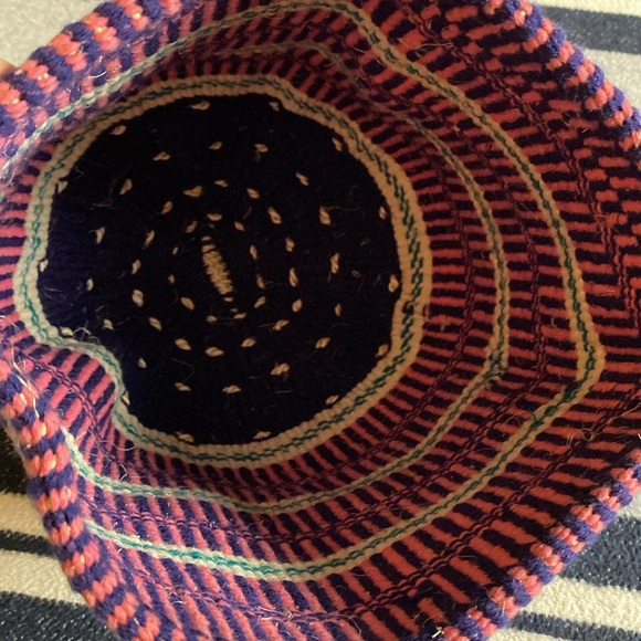 Woven bohemian leather strap bag - Picture 3 of 8